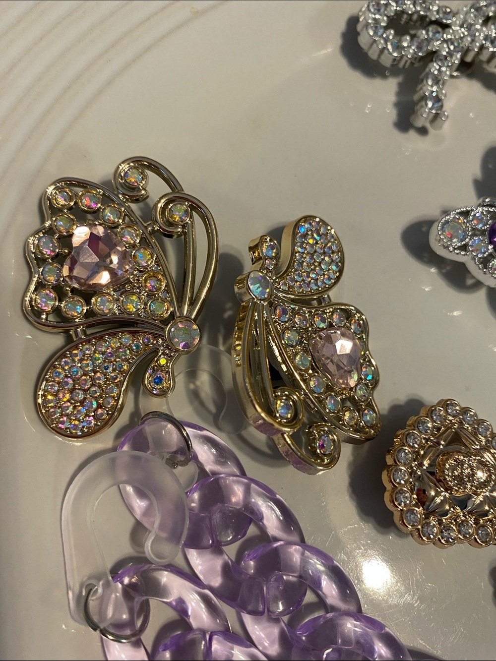 Bundle croc type shoe charms plus shoes overlay chains - Picture 4 of 7